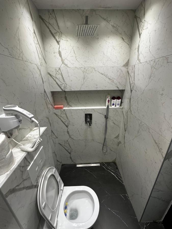 Alvi Apartment ティラナ エクステリア 写真