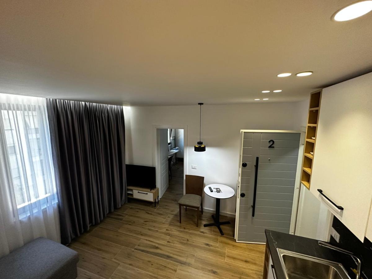Alvi Apartment ティラナ エクステリア 写真